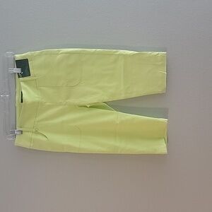 Callaway green shorts SZ small